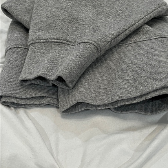 Nike Heather Gray Cropped Sweatshirt - Picture 5 of 6
